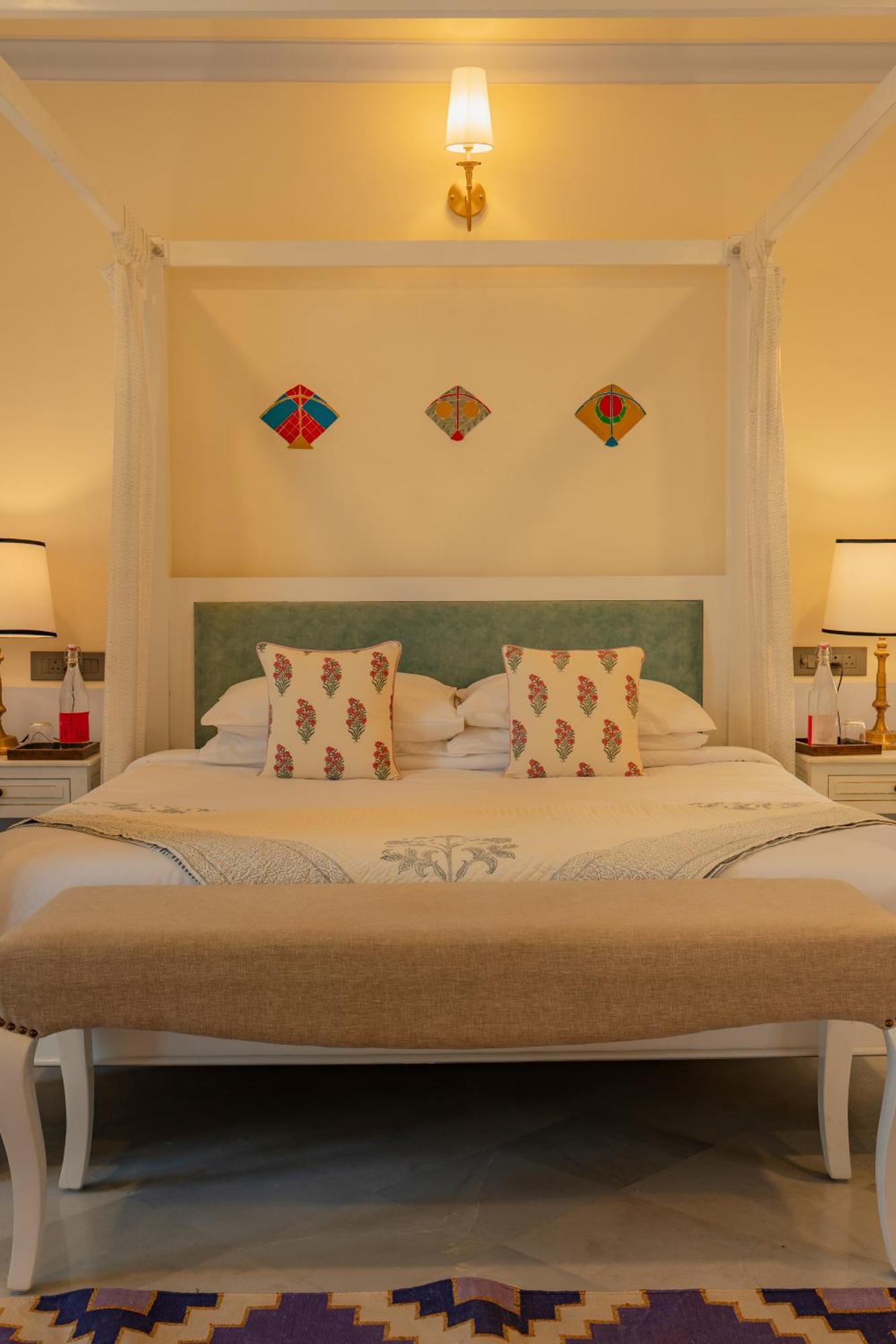 Laalee Hotel Jaipur Bagian luar foto
