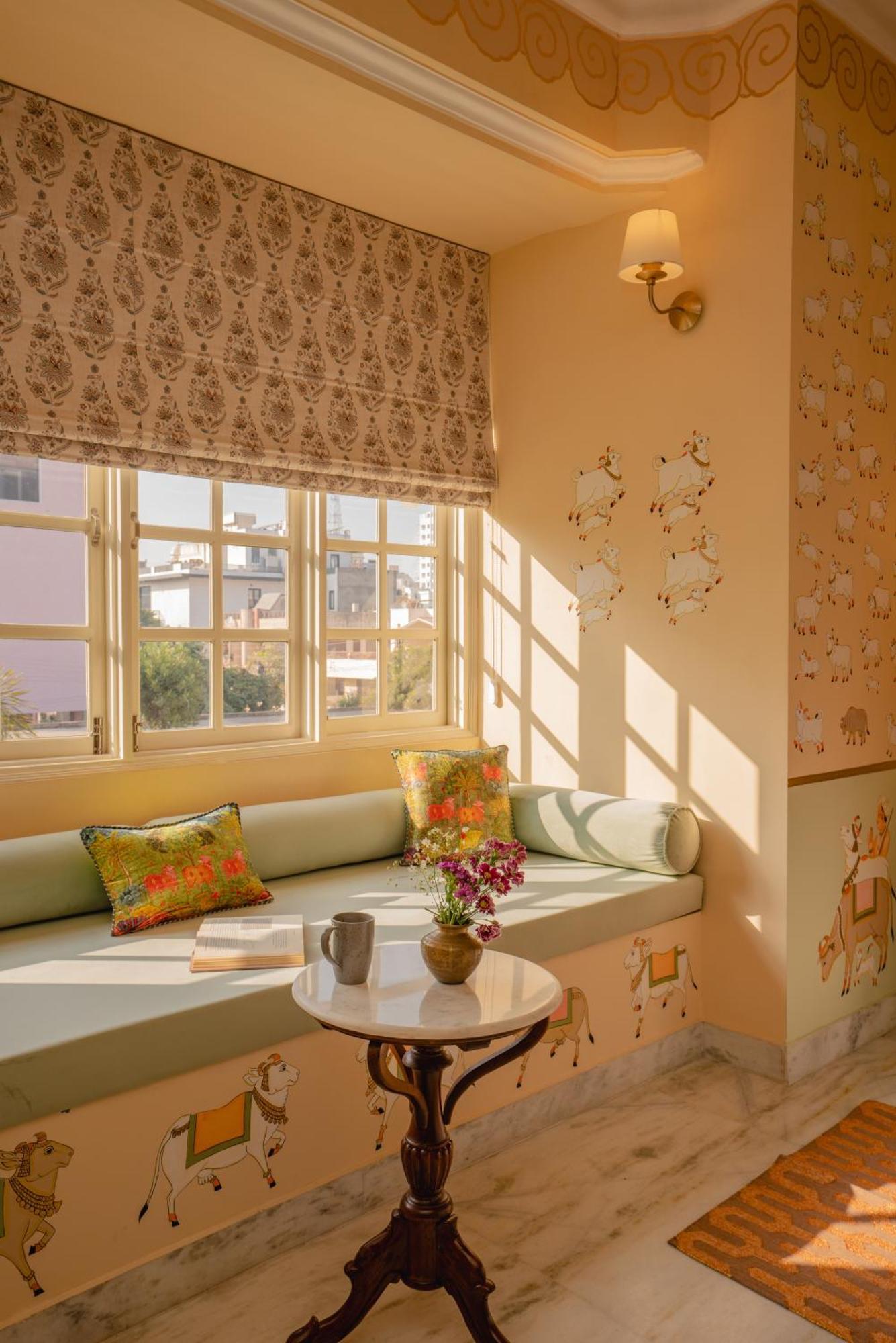 Laalee Hotel Jaipur Bagian luar foto