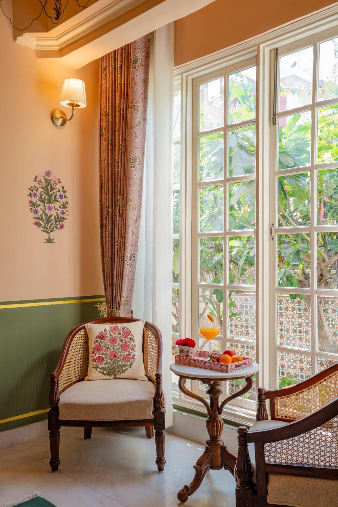 Laalee Hotel Jaipur Bagian luar foto
